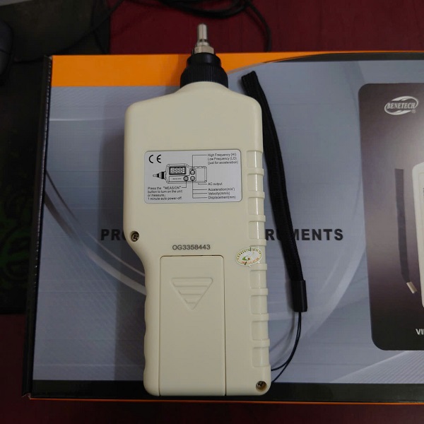 may-do-rung-Benetech GM63A-b Máy đo độ rung Benetech GM63A